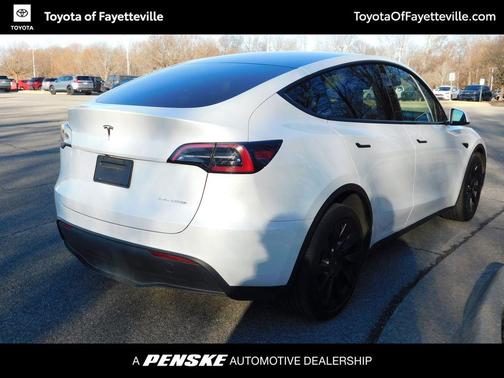 2023 Tesla Model Y Long Range Dual Motor All-Wheel Drive