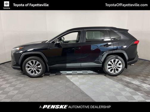2025 Toyota RAV4 XLE Premium