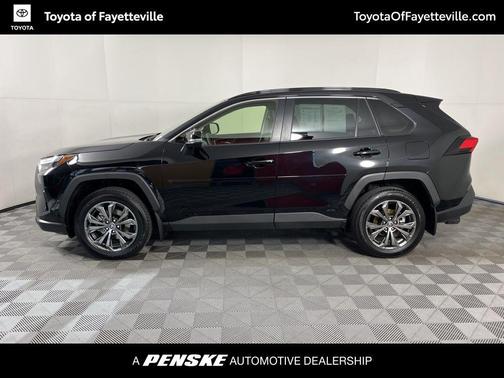2024 Toyota RAV4 Hybrid XLE Premium