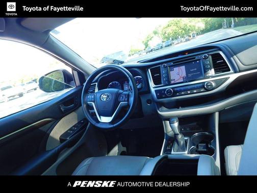 Silver Sky Metallic 2014 Toyota Highlander Limited