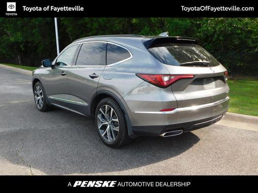 Liquid Carbon Metallic 2023 Acura MDX Technology Package