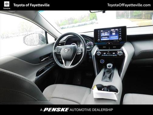 2022 Toyota Venza LE