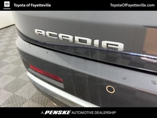 2020 GMC Acadia Denali