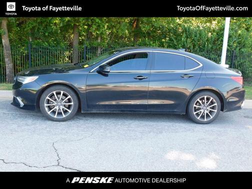 Crystal Black Pearl 2019 Acura TLX FWD