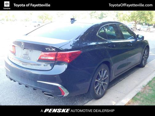 Crystal Black Pearl 2019 Acura TLX FWD