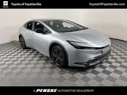 2024 Toyota Prius LE