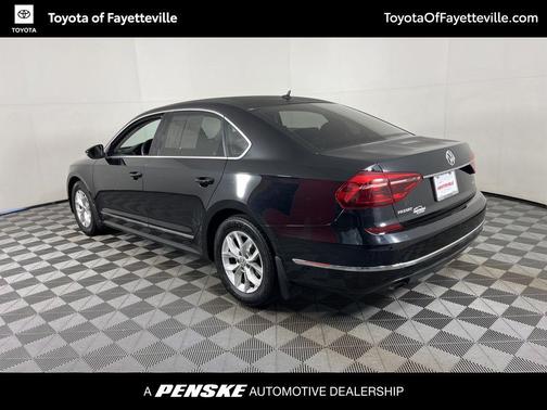 2017 Volkswagen Passat 1.8T S