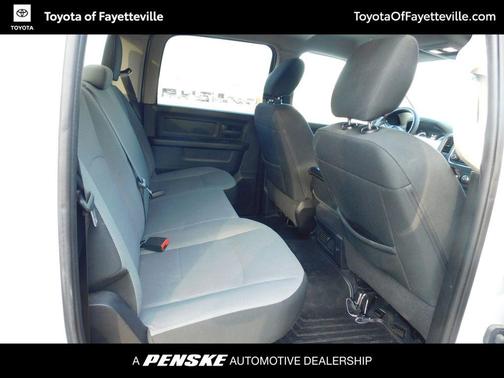 Bright White Clearcoat 2022 RAM 1500 Tradesman