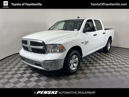 Bright White Clearcoat 2022 RAM 1500 Tradesman