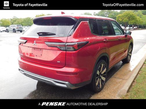 Alloy Silver Metallic 2025 Mitsubishi Outlander SE S-AWC