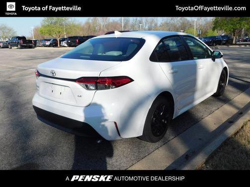 Ice Cap 2024 Toyota Corolla LE