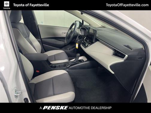 Ice Cap 2024 Toyota Corolla LE