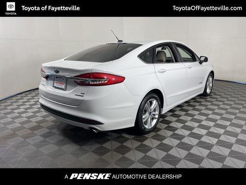 2018 Ford Fusion Hybrid SE