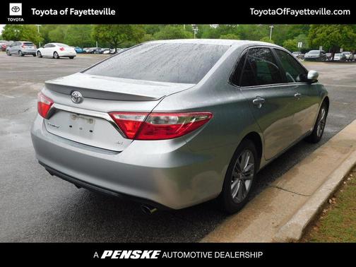 Celestial Silver Metallic 2017 Toyota Camry SE