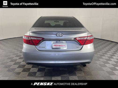 Celestial Silver Metallic 2017 Toyota Camry SE
