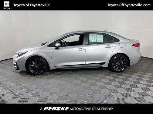 Classic Silver Metallic 2024 Toyota Corolla SE