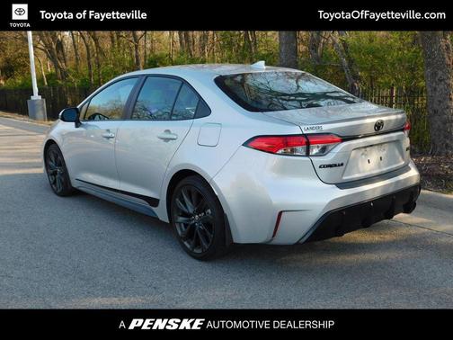 Classic Silver Metallic 2024 Toyota Corolla SE