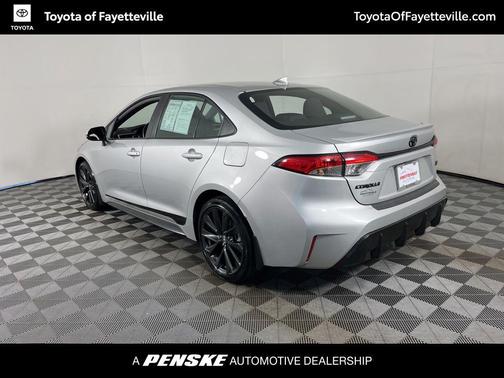 Classic Silver Metallic 2024 Toyota Corolla SE