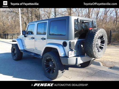 2013 Jeep Wrangler Unlimited Sahara