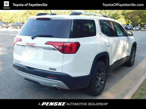 Summit White 2017 GMC Acadia SLT-1