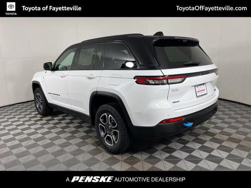 2022 Jeep Grand Cherokee 4xe Trailhawk