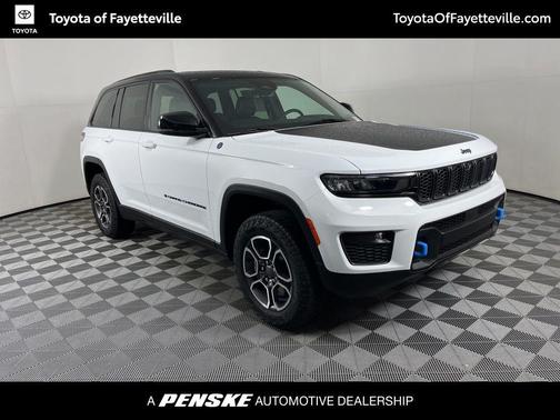 2022 Jeep Grand Cherokee 4xe Trailhawk