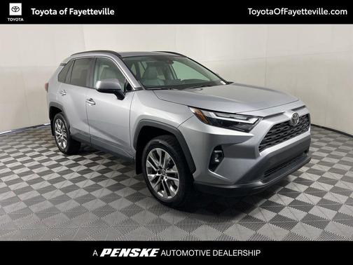 2022 Toyota RAV4 XLE Premium