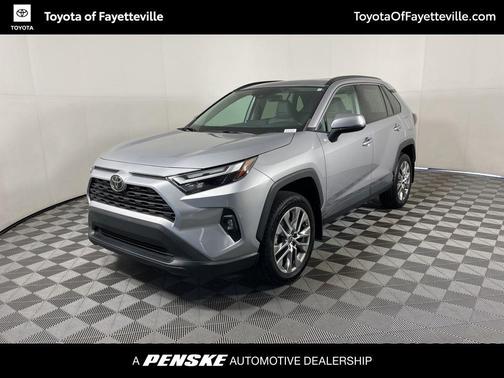 2022 Toyota RAV4 XLE Premium