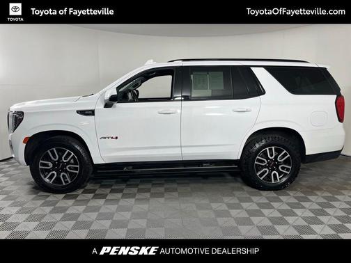 Summit White 2022 GMC Yukon 4WD AT4
