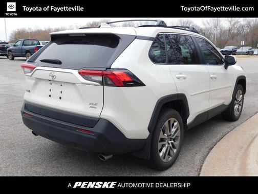 2022 Toyota RAV4 XLE Premium