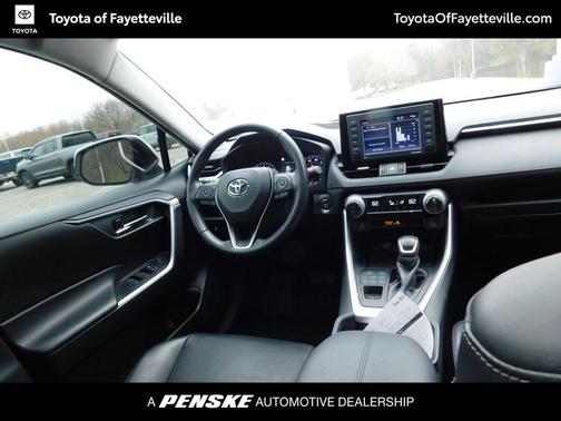 2022 Toyota RAV4 XLE Premium