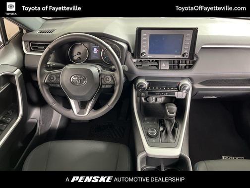 Blizzard Pearl 2022 Toyota RAV4 Hybrid SE