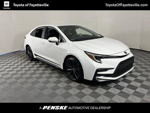 Ice Cap 2024 Toyota Corolla SE