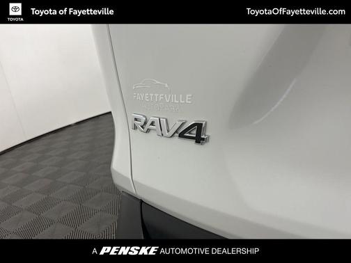Wind Chill Pearl 2024 Toyota RAV4 XLE Premium