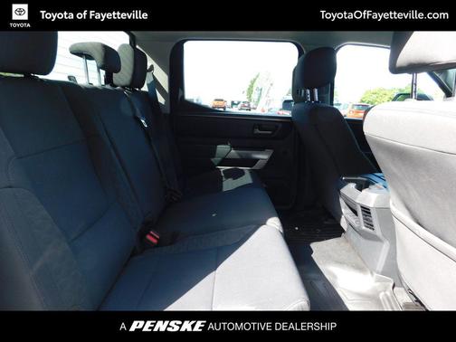 2022 Toyota Tundra SR5