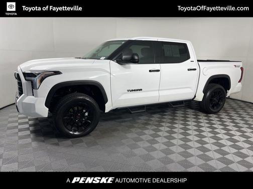 2022 Toyota Tundra SR5