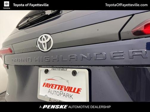 2025 Toyota Grand Highlander Platinum