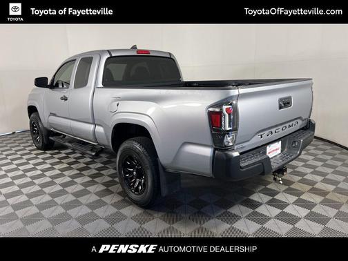 2017 Toyota Tacoma SR