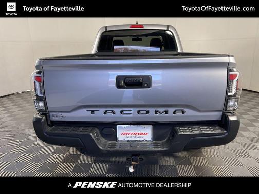 2017 Toyota Tacoma SR