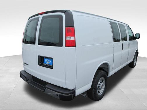Summit White 2026 Chevrolet Express 2500 Work Van