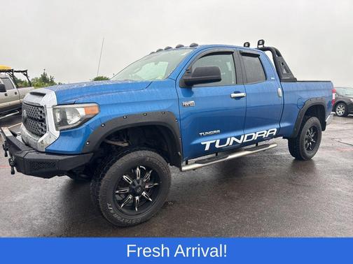 Blazing Blue 2018 Toyota Tundra SR5