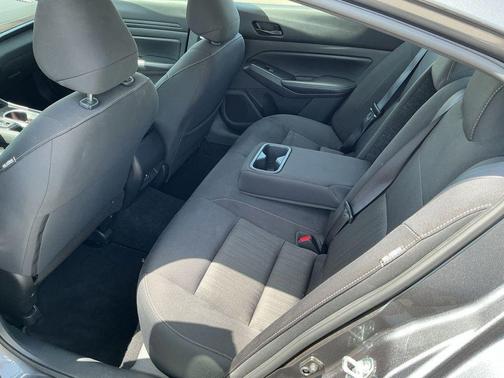 Gun Metallic 2024 Nissan Altima 2.5 SV