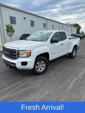 Summit White 2020 GMC Canyon Base