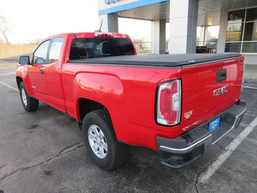 2017 GMC Canyon Base
