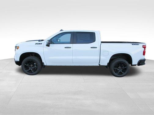 Summit White 2026 Chevrolet Silverado 1500 LT Trail Boss