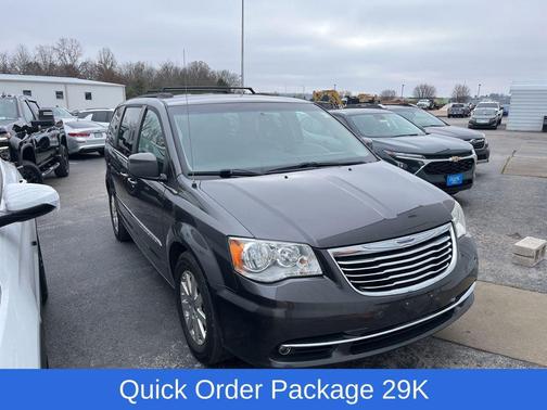 2016 Chrysler Town & Country Touring