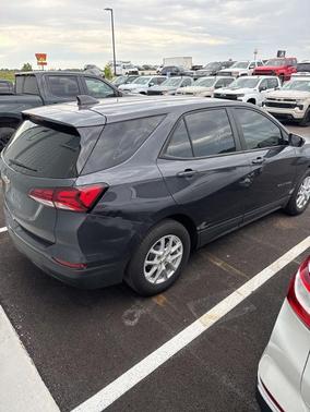Gray 2022 Chevrolet Equinox LS