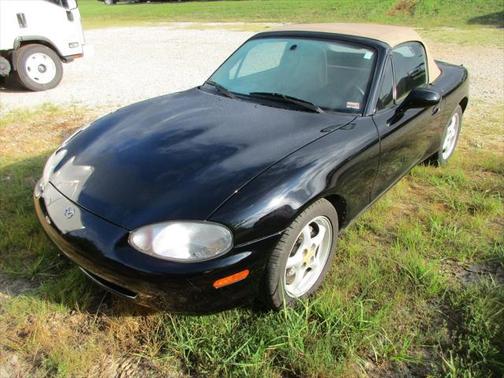 1999 Mazda MX-5 Miata Base