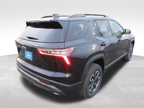 Mosaic Black Metallic 2026 Chevrolet Equinox ACTIV