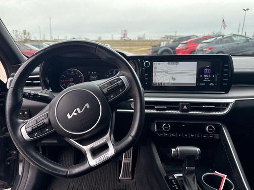 2023 Kia K5 GT-Line